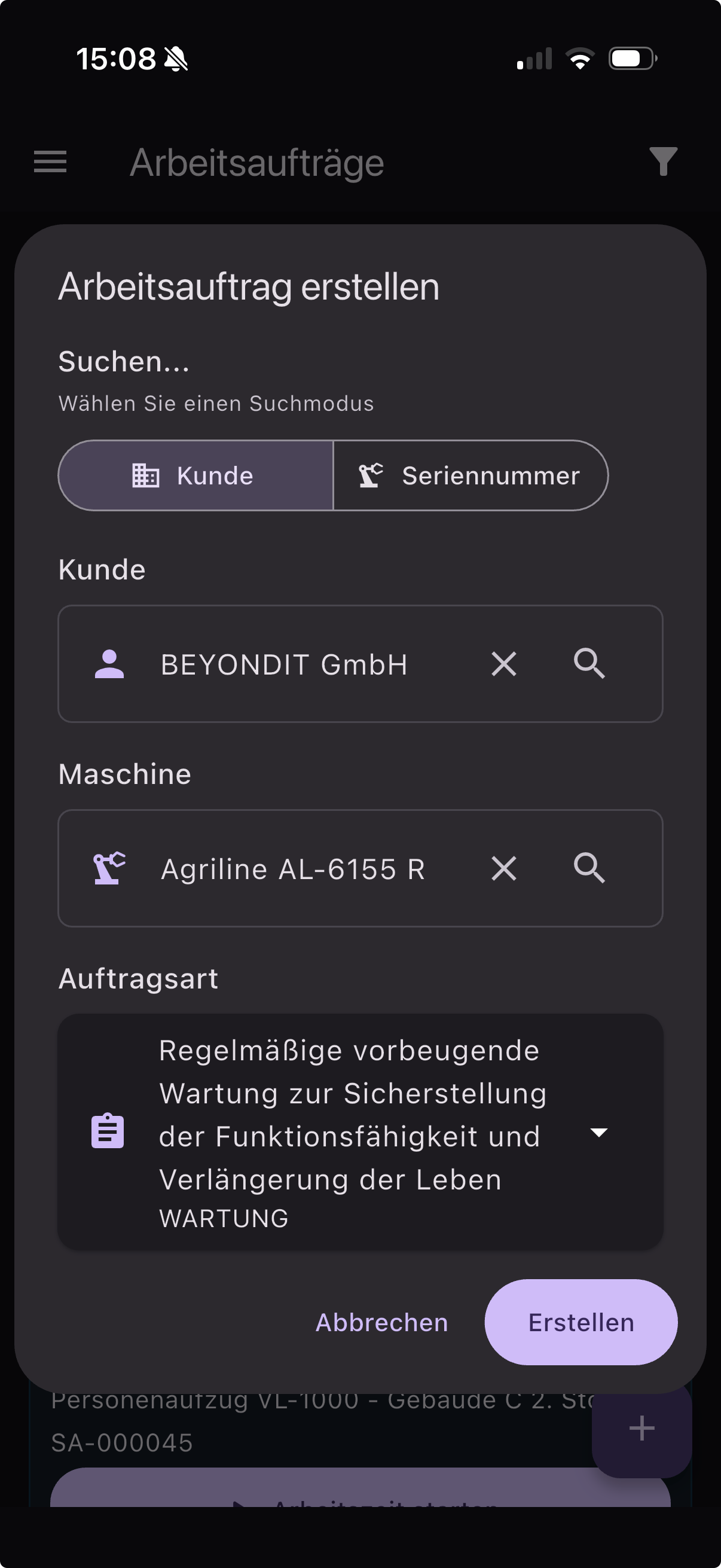 Dialog zum Anlegen eines Auftrags mit Suche über Kunde oder Seriennummer und Auswahl der Maschine